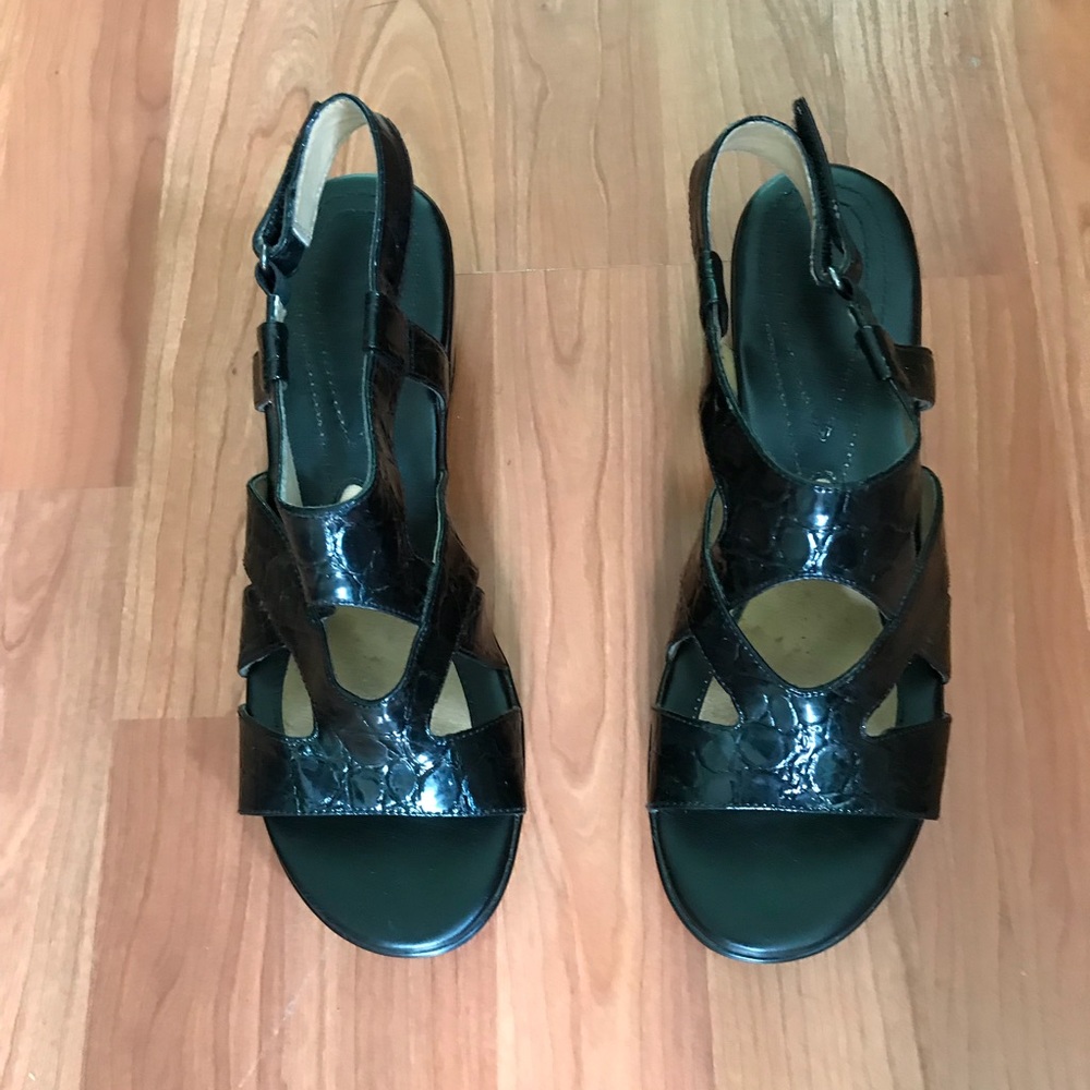 Naturalizer wedge sandal